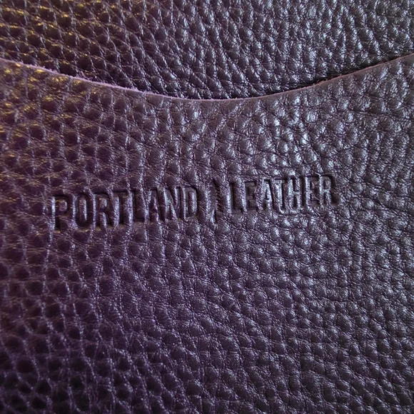 Portland Leather Goods Small EMPIRE Round Crossbody Bag QUICK SHIPPING! - Picture 6 of 7